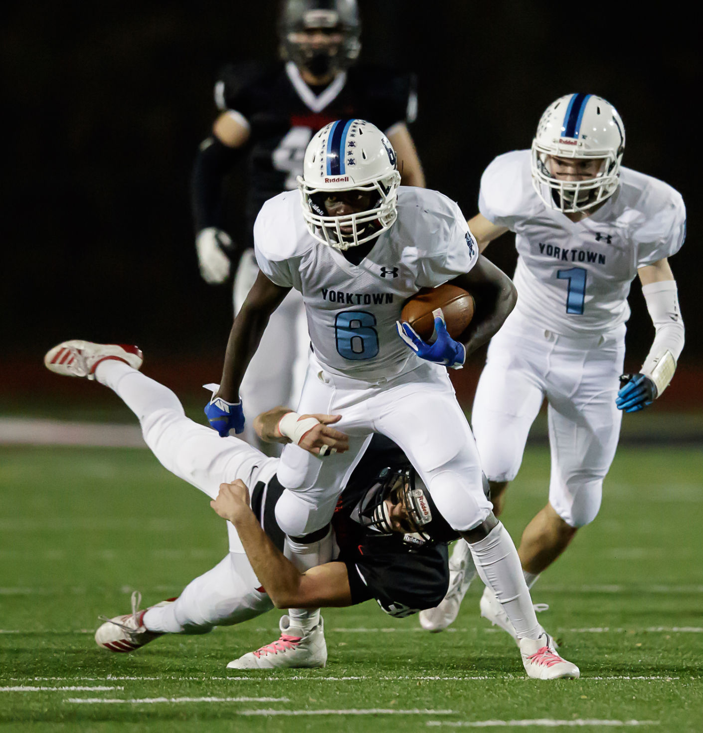Madison vs. Yorktown football 16